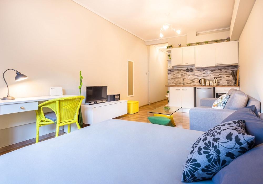 Exceptionally Located Studio Apartment Athen Exterior foto